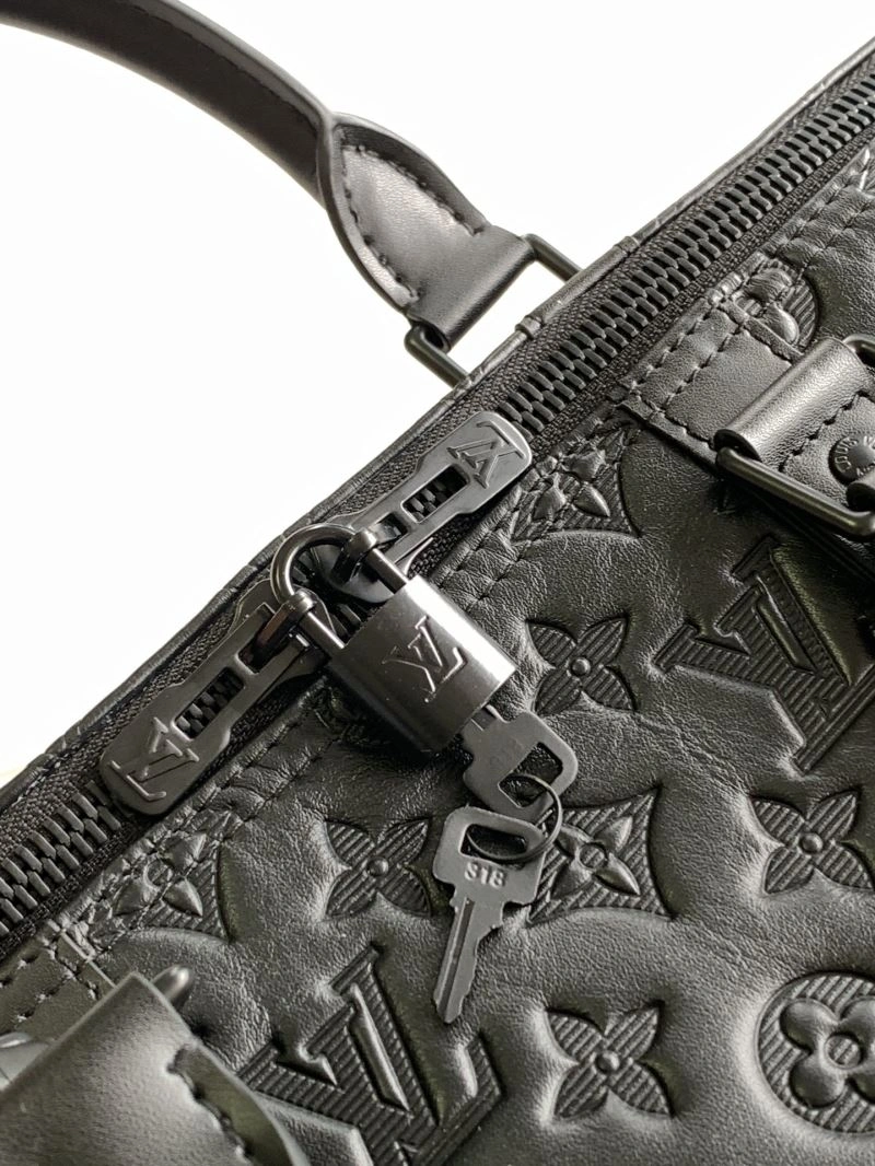 WaterResistant Louis Vuitton Travel Bags 94126