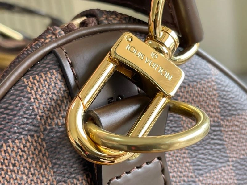GoodFit Louis Vuitton Travel Bags 93906