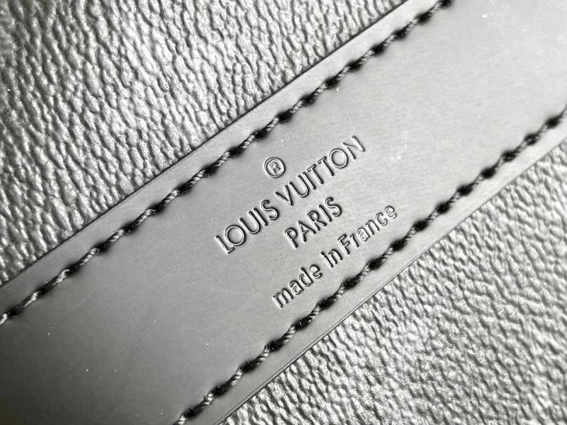 Minimalist Louis Vuitton Travel Bags 93897