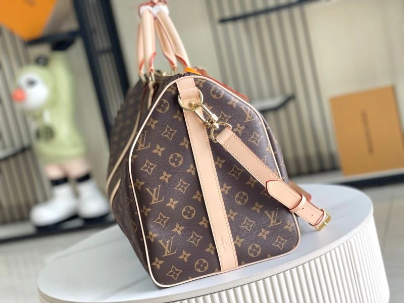 ModernLook Louis Vuitton Travel Bags 93902
