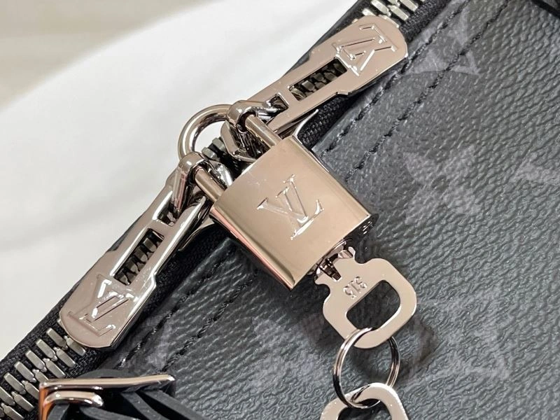 SoftTouch Louis Vuitton Travel Bags 93899