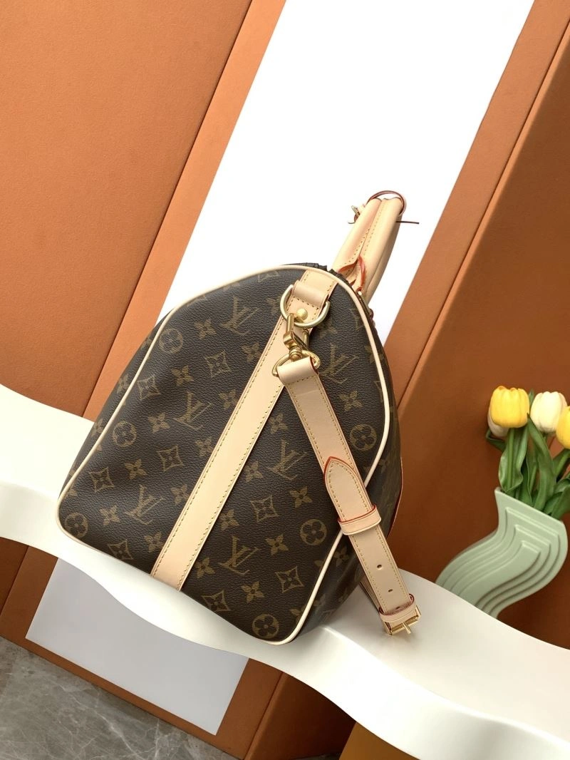 Seasonal Louis Vuitton Travel Bags 93398