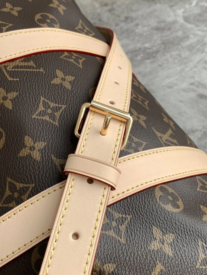 Seasonal Louis Vuitton Travel Bags 93398