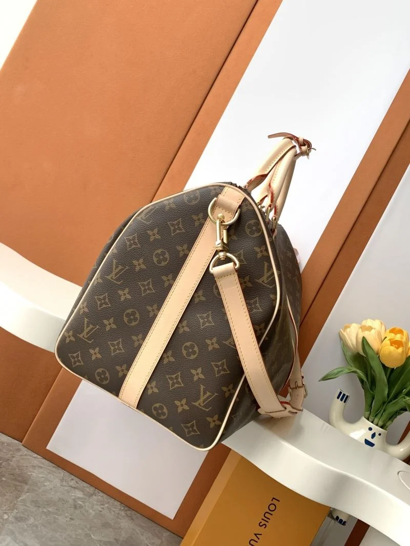 Sustainable Louis Vuitton Travel Bags 43233