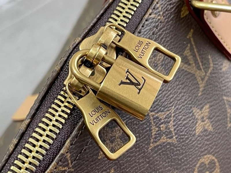TechFriendly Louis Vuitton Travel Bags 42227