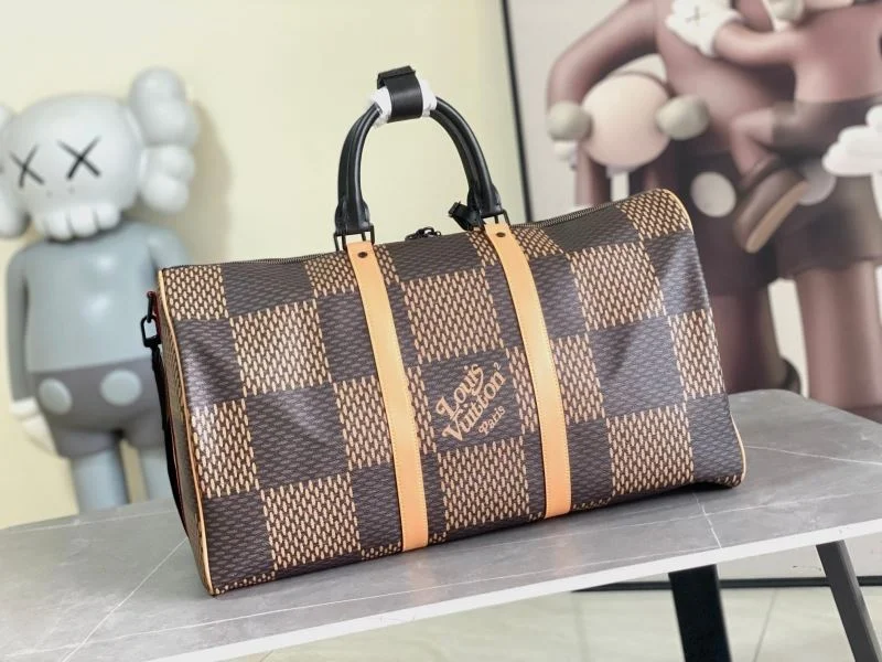 MultiPurpose Louis Vuitton Travel Bags 42230