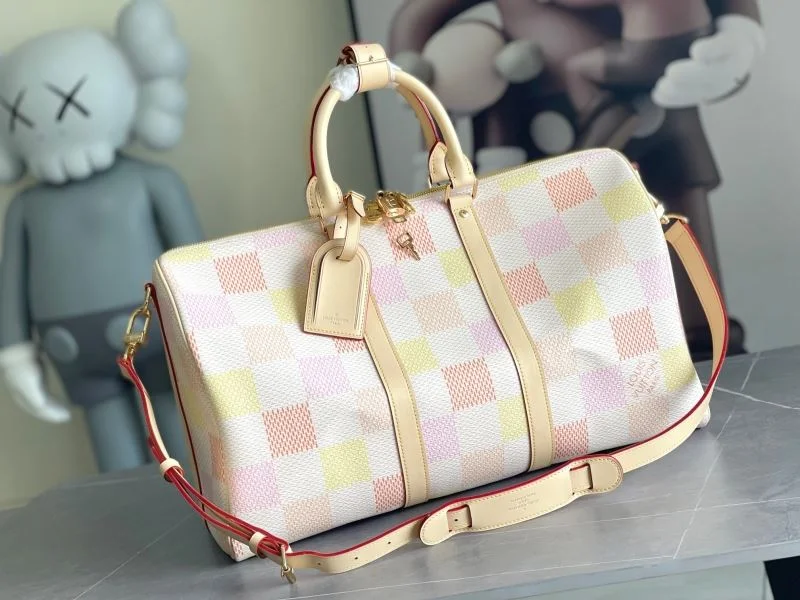 Flexible Louis Vuitton Travel Bags 42270