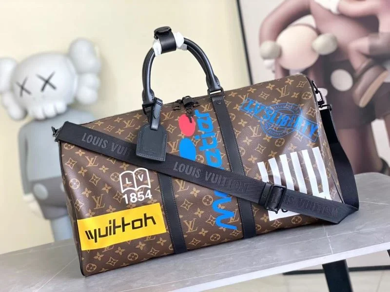 Bold Louis Vuitton Travel Bags 42221
