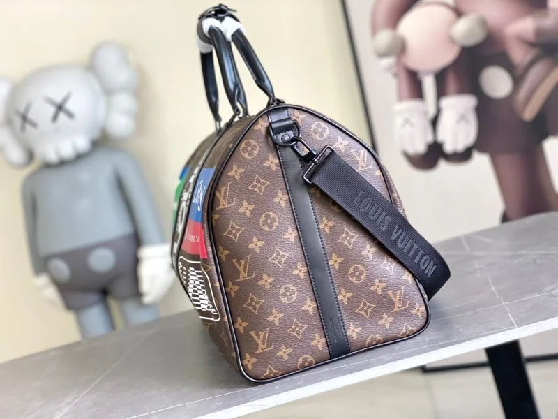 Bold Louis Vuitton Travel Bags 42221