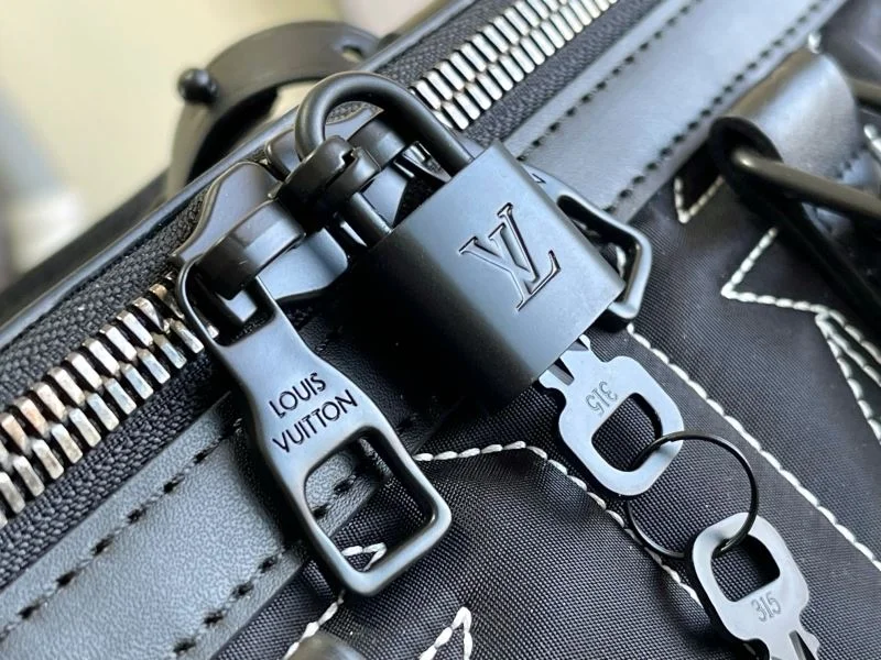 Louis Vuitton Travel Bags Flexible 42218