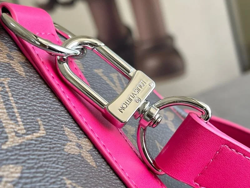 Unique Louis Vuitton Travel Bags 42213