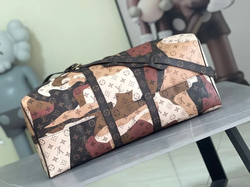 Chic Louis Vuitton Travel Bags 42207