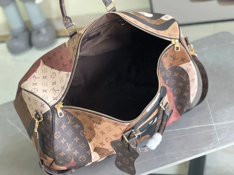 Chic Louis Vuitton Travel Bags 42207
