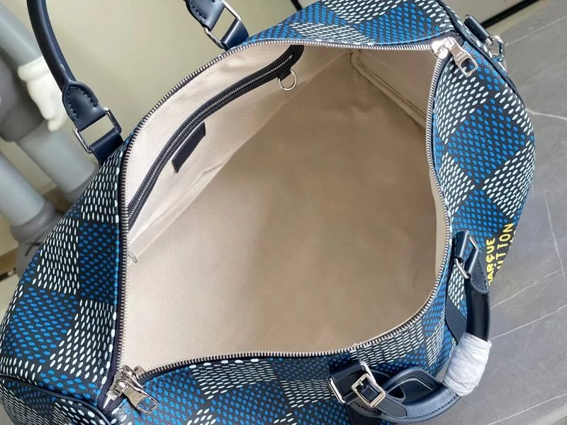 WrinkleFree Louis Vuitton Travel Bags 42193