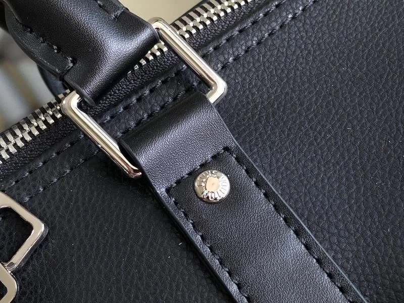 Louis Vuitton Travel Bags TechFriendly 42190