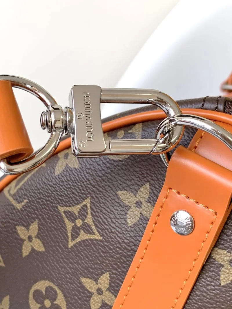 Louis Vuitton Travel Bags Chic 42286