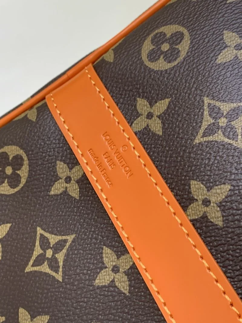 Louis Vuitton Travel Bags Chic 42286