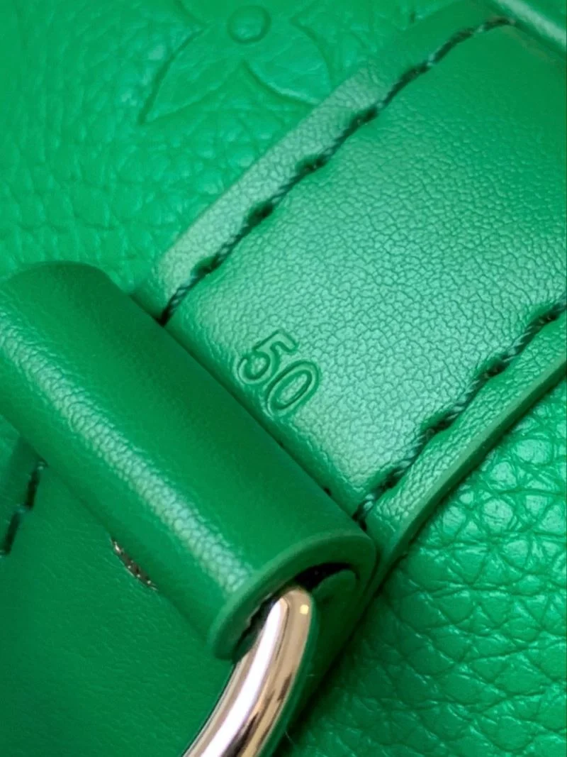 Louis Vuitton Travel Bags Durable 42187