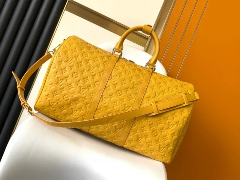 Comfortable Louis Vuitton Travel Bags 42223