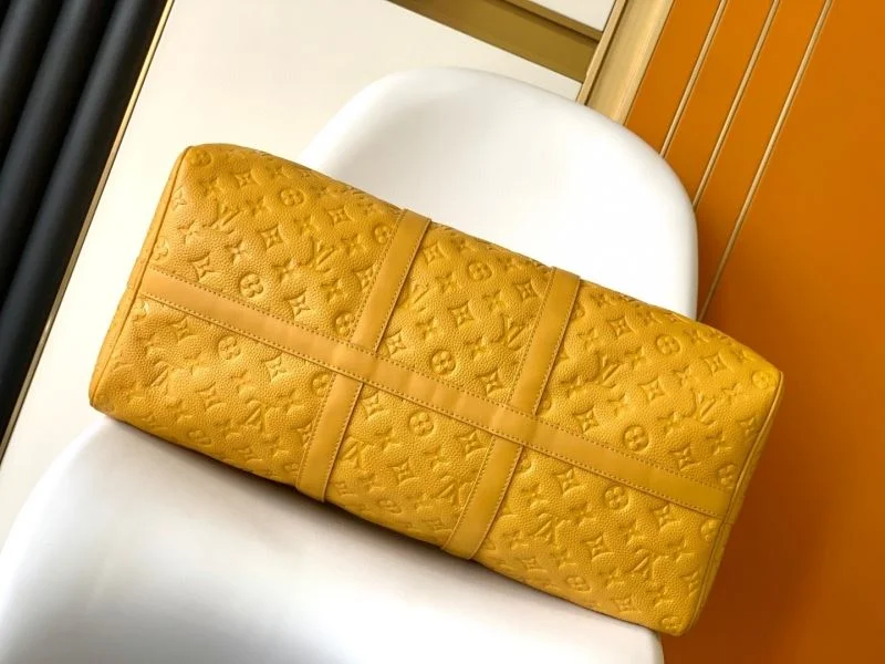 Comfortable Louis Vuitton Travel Bags 42223