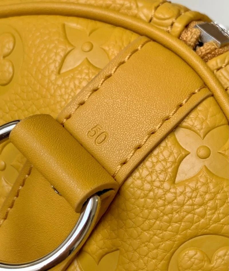 Comfortable Louis Vuitton Travel Bags 42223