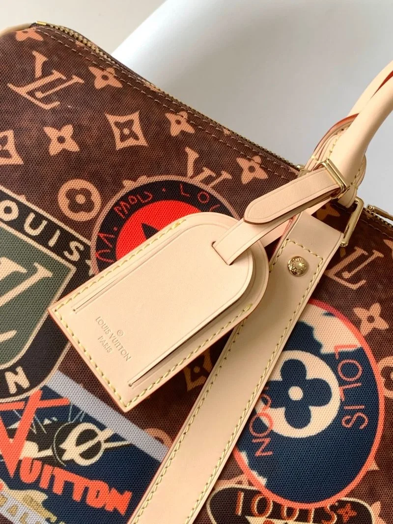 Flexible Louis Vuitton Travel Bags 42220