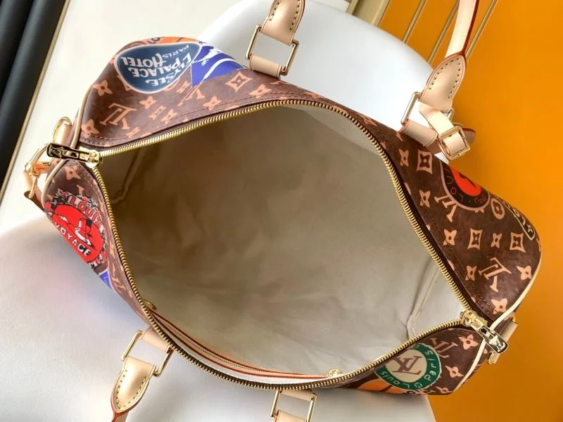 Flexible Louis Vuitton Travel Bags 42220