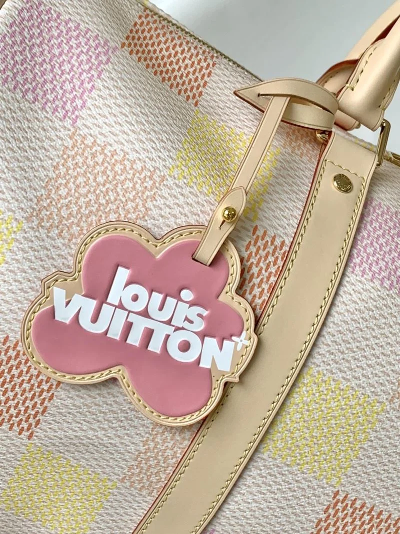 Stylish Louis Vuitton Travel Bags 42214