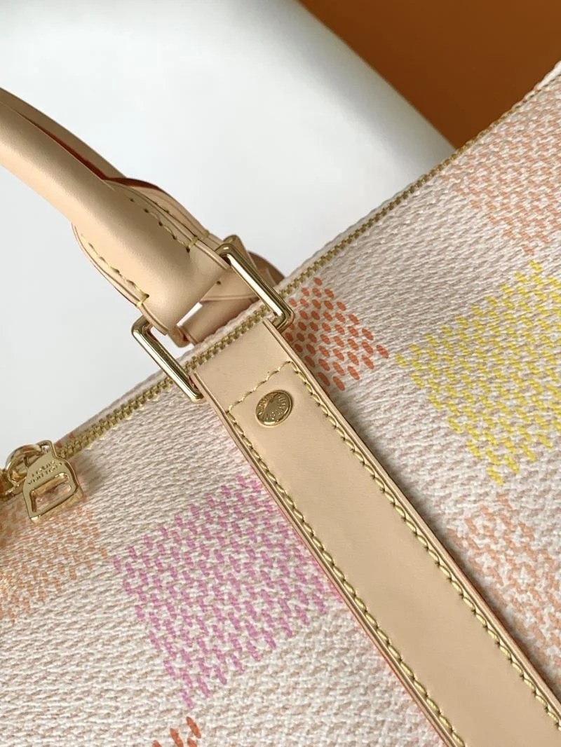 Stylish Louis Vuitton Travel Bags 42214
