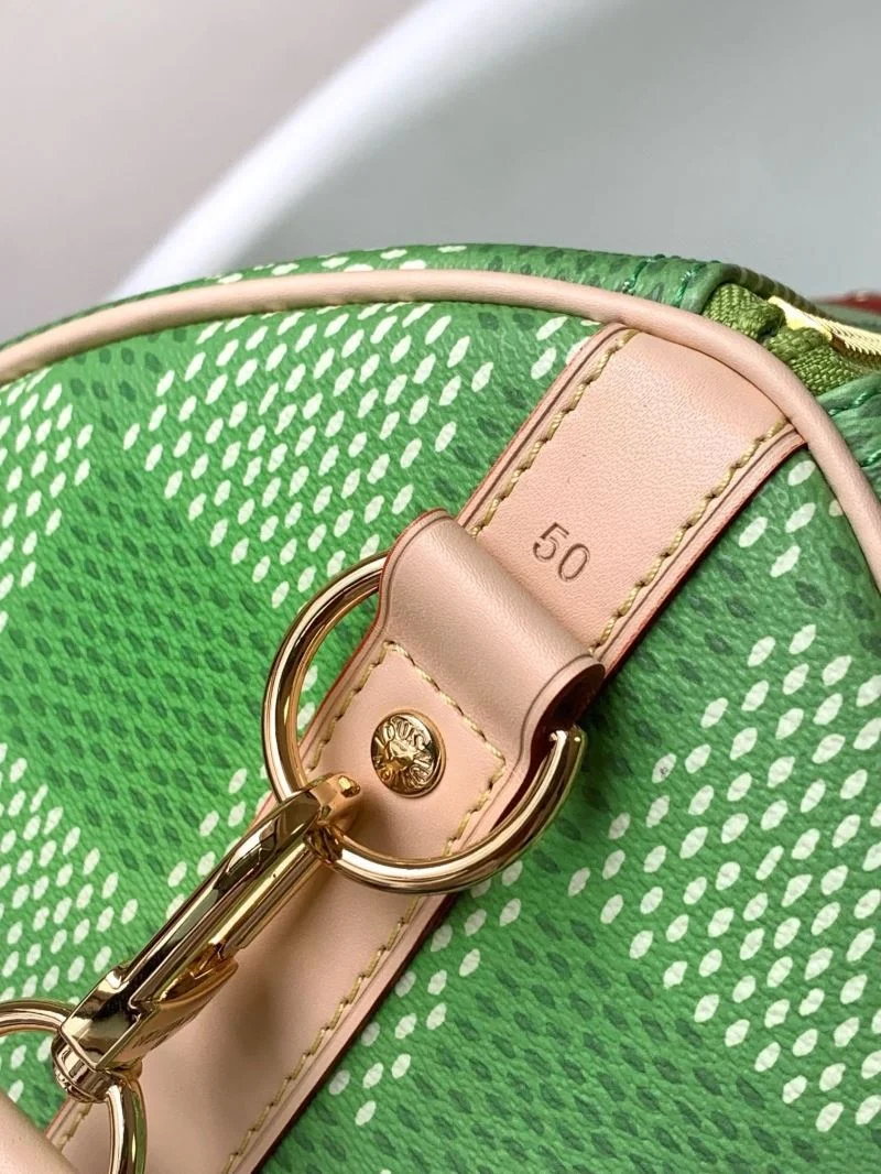 Louis Vuitton Travel Bags Elegant 37608