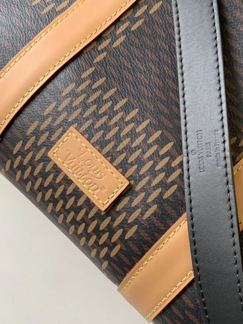 Louis Vuitton Travel Bags Sophisticated 42205