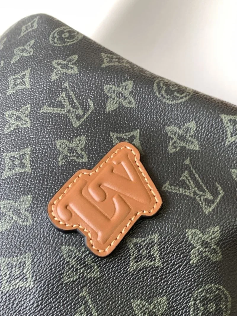 Louis Vuitton Travel Bags StreetReady 42169