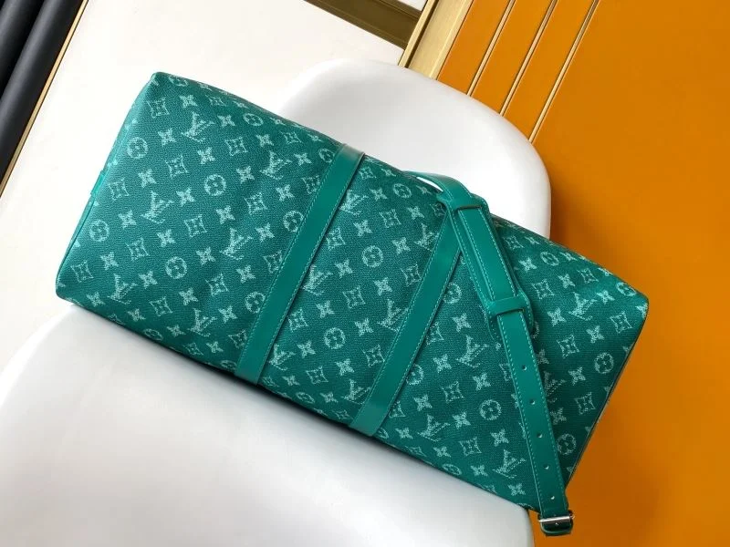 Classic Louis Vuitton Travel Bags 42208