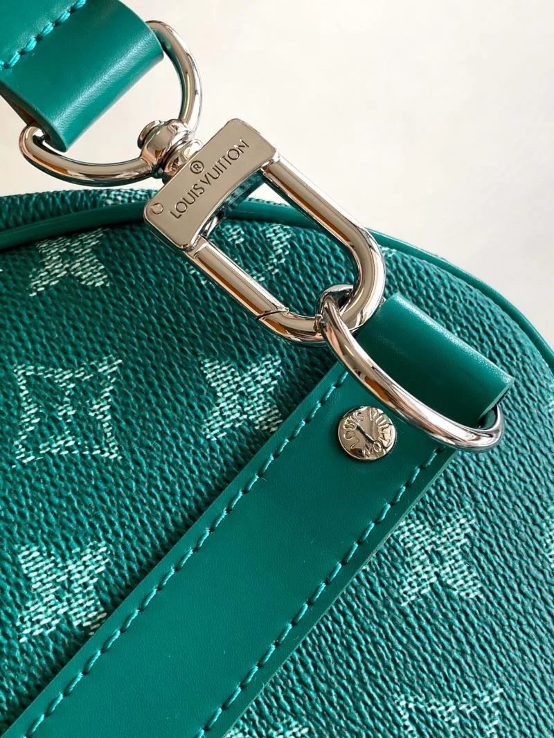 Classic Louis Vuitton Travel Bags 42208