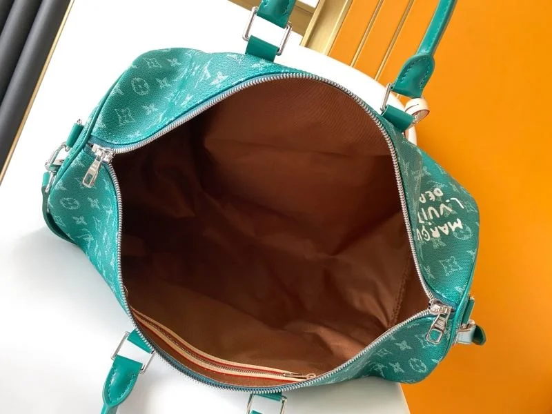 Classic Louis Vuitton Travel Bags 42208