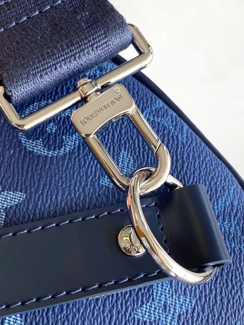 Tailored Louis Vuitton Travel Bags 42167