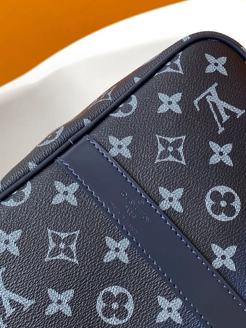 Tailored Louis Vuitton Travel Bags 42167