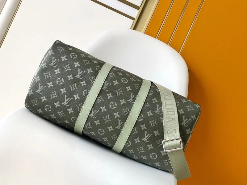 Functional Louis Vuitton Travel Bags 42196