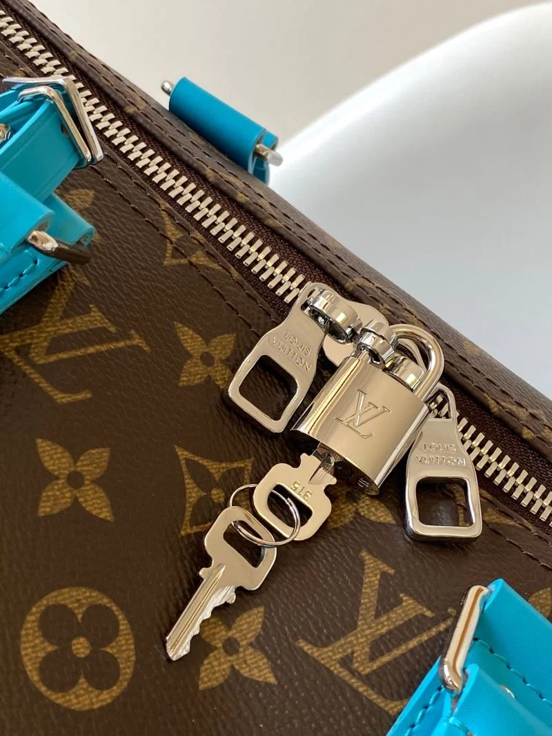 Unique Louis Vuitton Travel Bags 42155