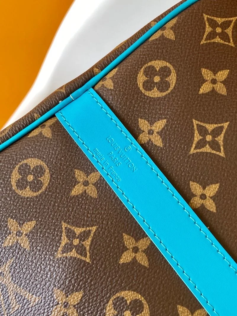 Unique Louis Vuitton Travel Bags 42155