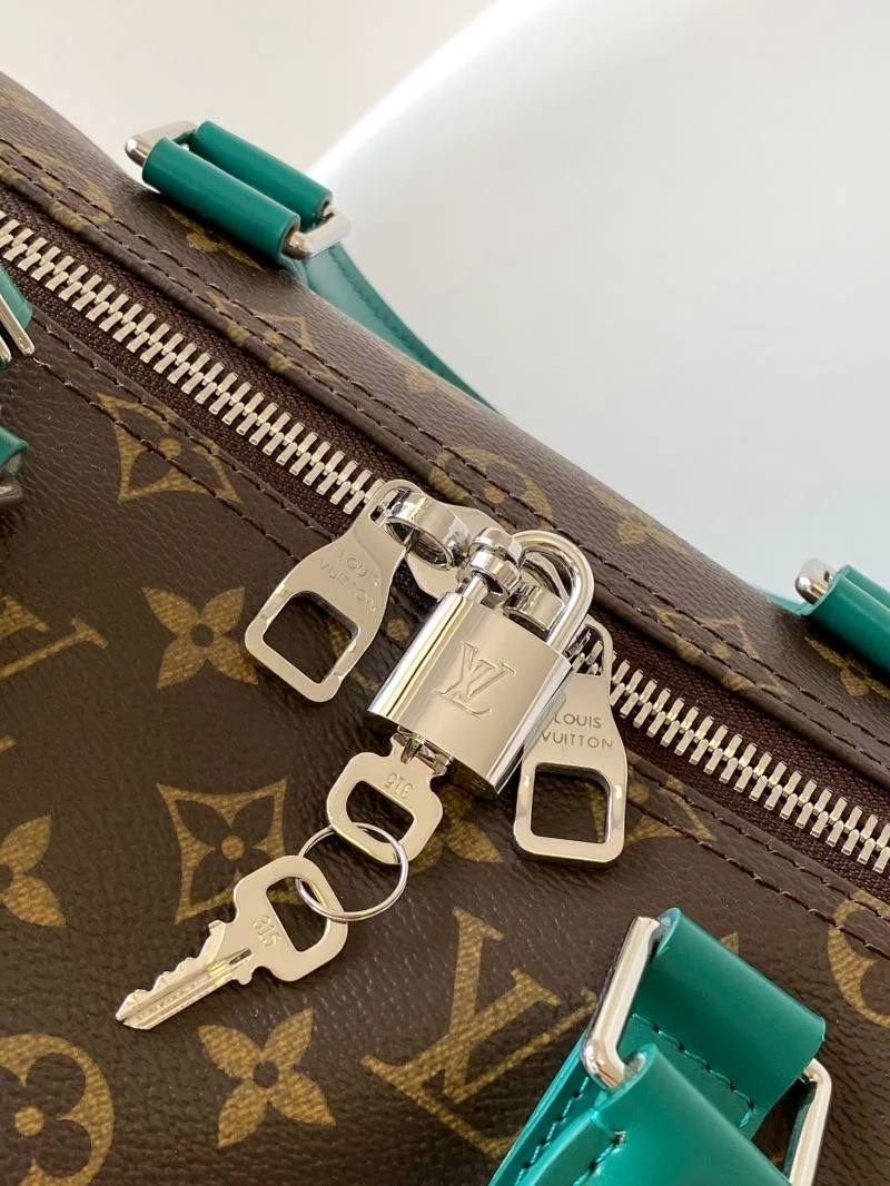 Louis Vuitton Travel Bags Lightweight 37602