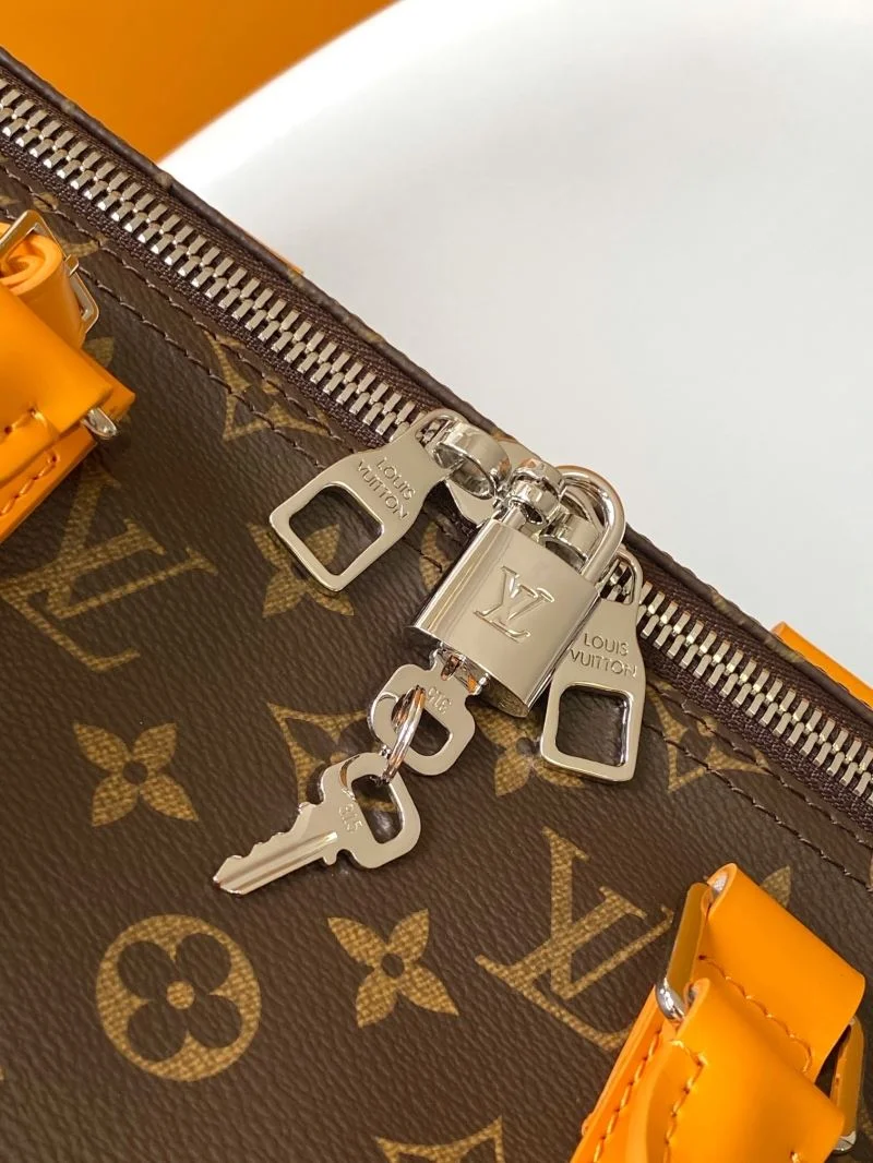 Soft Louis Vuitton Travel Bags 42151