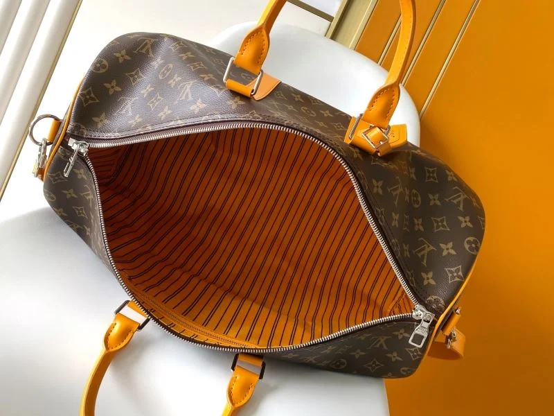 Soft Louis Vuitton Travel Bags 42151