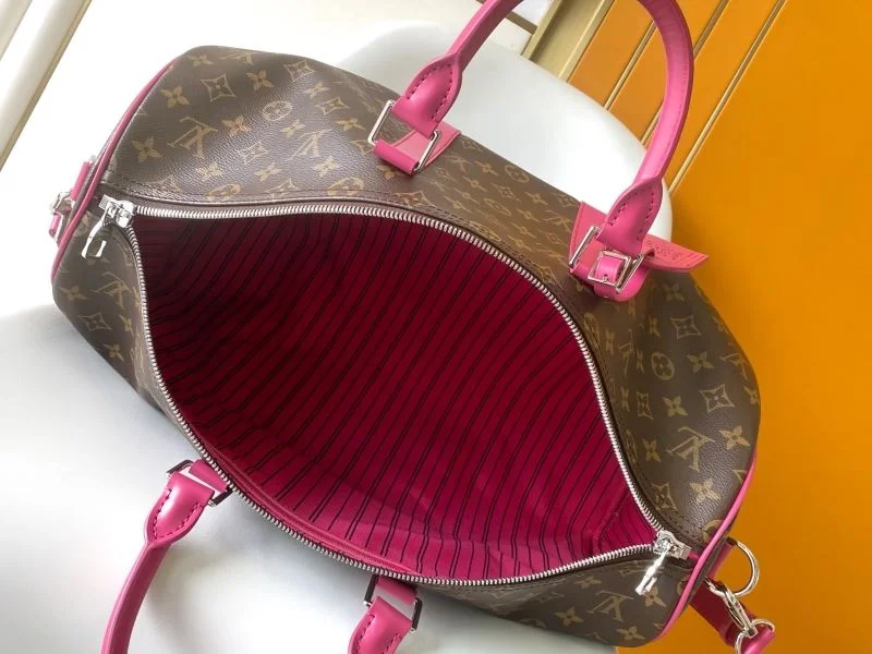 WeatherProof Louis Vuitton Travel Bags 42150