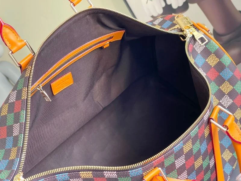 Lightweight Louis Vuitton Travel Bags 42146