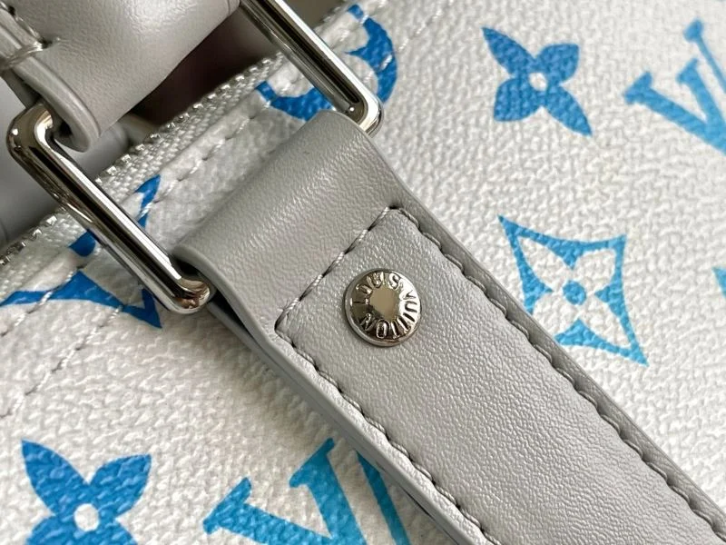 RelaxedFit Louis Vuitton Travel Bags 42180