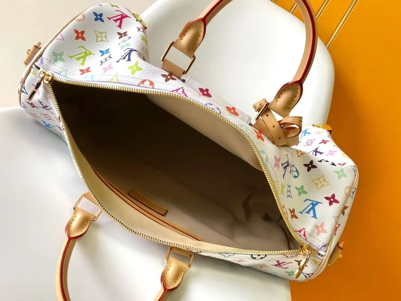 Tailored Louis Vuitton Travel Bags 42217