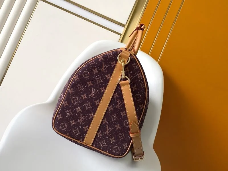 SmoothTexture Louis Vuitton Travel Bags 42145