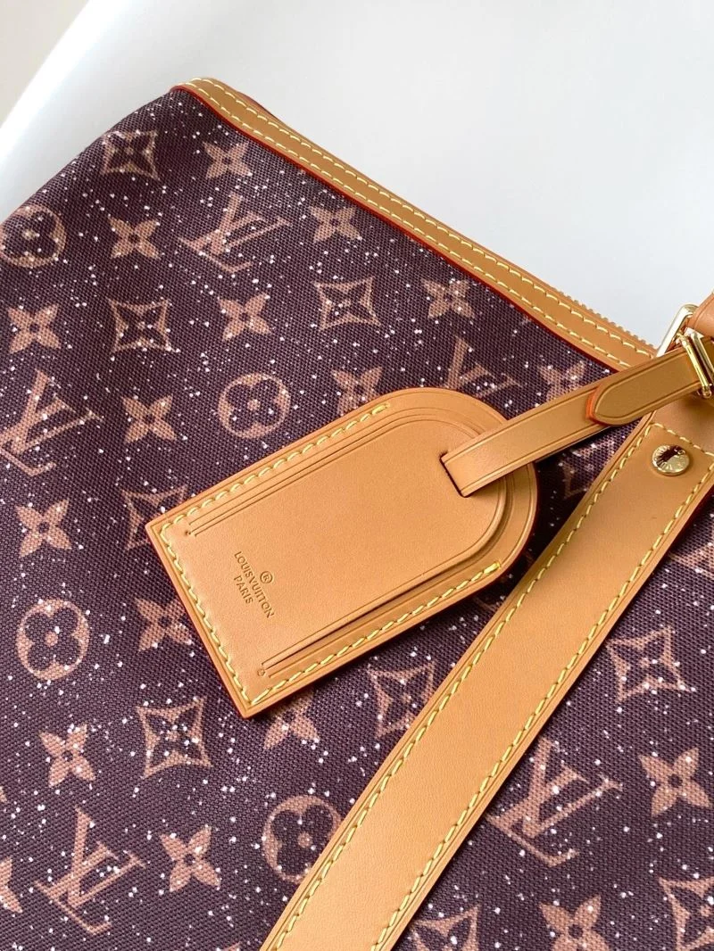 SmoothTexture Louis Vuitton Travel Bags 42145