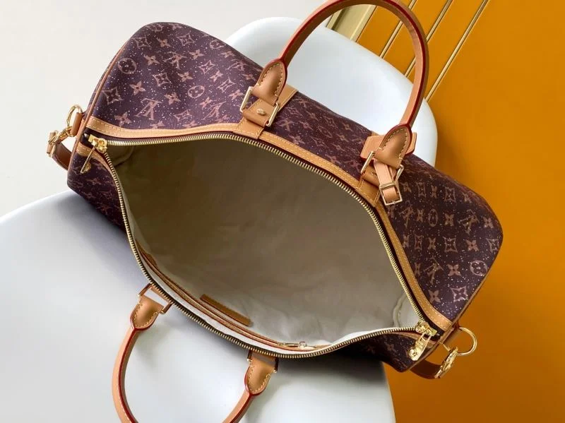 SmoothTexture Louis Vuitton Travel Bags 42145